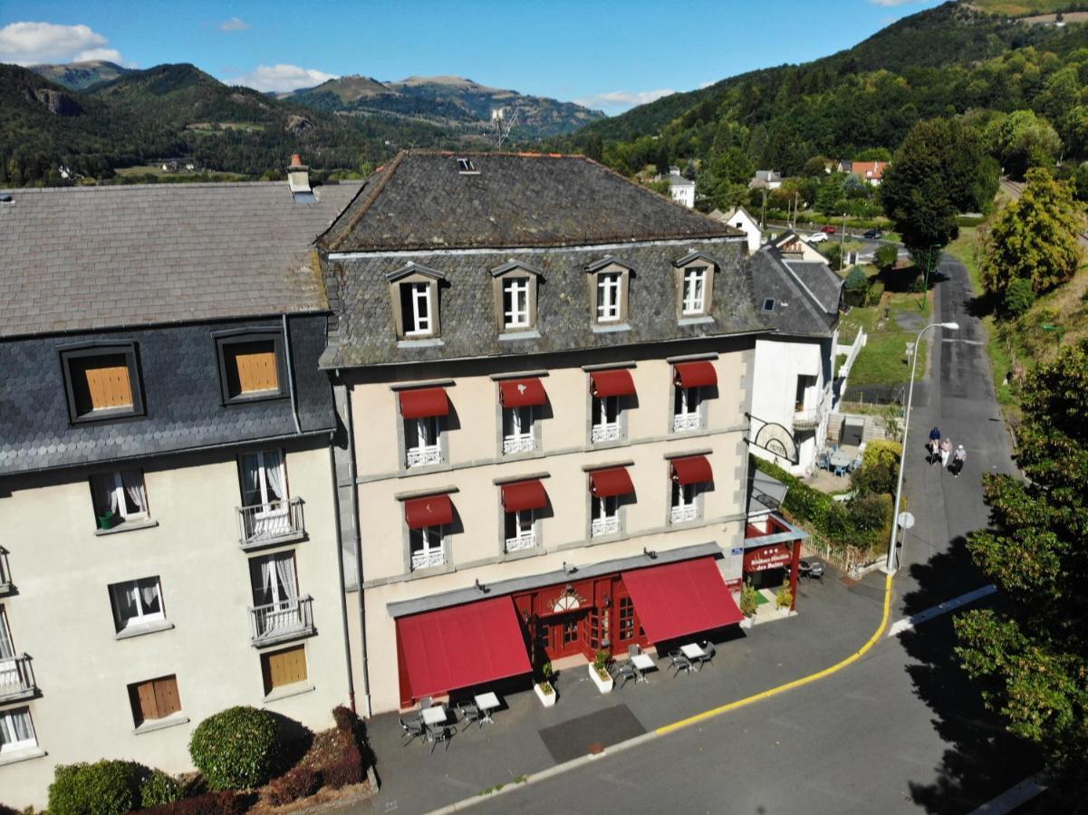 Hotel Et Residence Des Bains Vic-sur-Cère Dış mekan fotoğraf